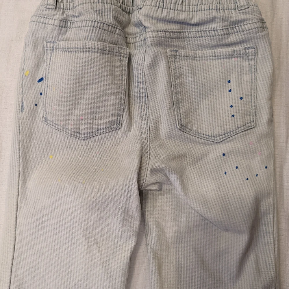 Gap girls pants bundle size 5 floral light jogger and paint splatter jeans